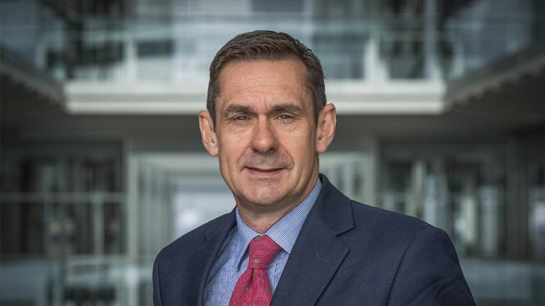 Πολ Μέισον: Αν ο ΣΥΡΙΖΑ δεν αποδεχθεί την ανατροπή του οι Γερμανοί δεν θα συμφωνήσουν