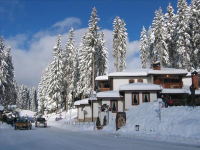 Έλληνες εκδομείς επιλέγουν το χιονοδρομικό κέντρο του Παμπόροβο για τα Χριστούγεννα