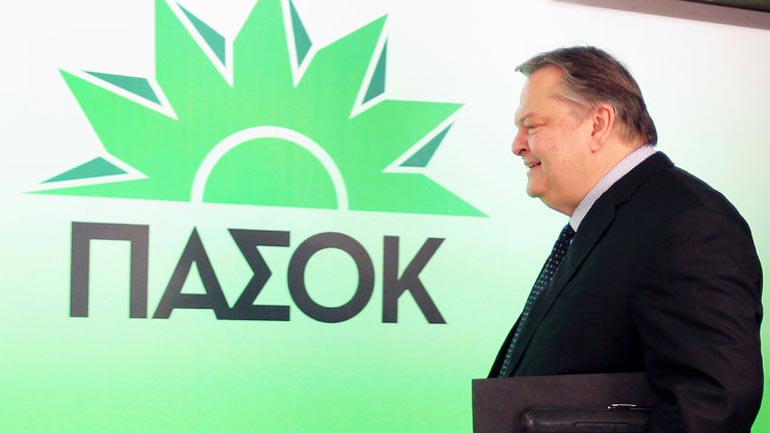 ΠΑΣΟΚ: Κούφια λόγια, δήθεν απειλές και τζάμπα μαγκιές