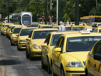 Ηλεκτρονικές διαφημίσεις στα ταξί