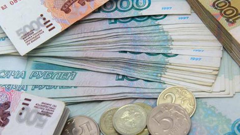 Οι Ρώσοι τουρίστες να κάνουν τις συναλλαγές στην Ελλάδα σε… ρούβλι