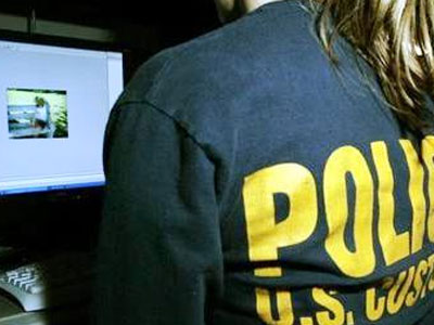 Ιδιωτικοί υπάλληλοι, άνεργος και ιατρός πίσω από την παιδική πορνογραφία Ιδιωτικοί υπάλληλοι, άνεργος και ιατρός πίσω από την παιδική πορνογραφία