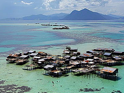 Το χωριό των «τσιγγάνων της θάλασσας» Το χωριό των «τσιγγάνων της θάλασσας»