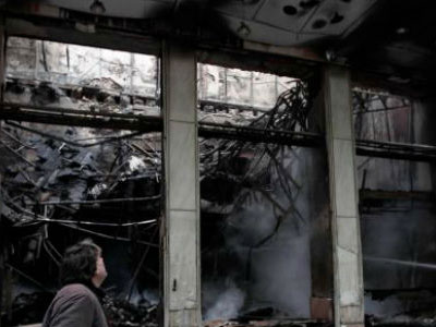 Στη δημοσιότητα video-φωτογραφίες από τις λεηλασίες