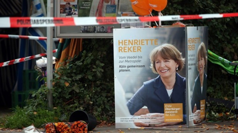 Απόπειρα δολοφονίας υποψήφιας δημάρχου στην Κολωνία Απόπειρα δολοφονίας υποψήφιας δημάρχου στην Κολωνία