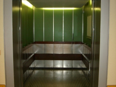 Στο ασανσέρ που συναντιόμαστε…