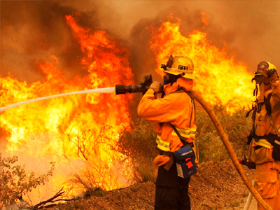 Καλιφόρνια: Ένας νεκρός από τις πυρκαγιές