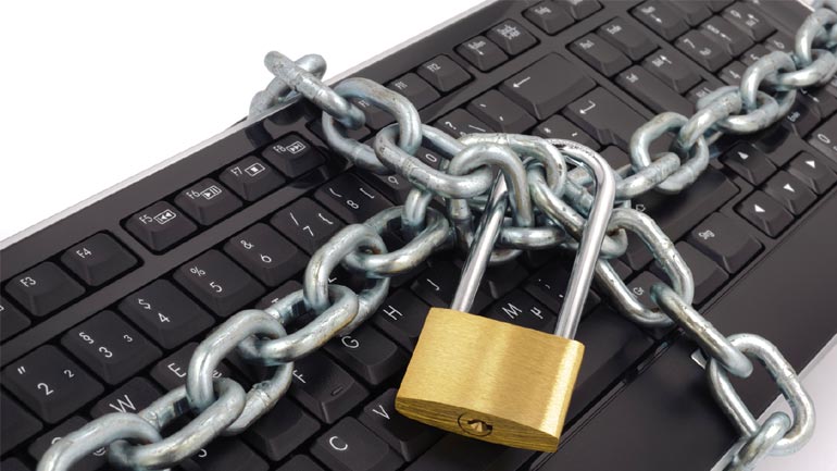 Ερώτηση στη Βουλή για τον φόρο στο Διαδίκτυο