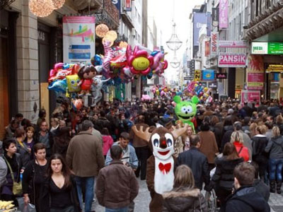 Δύο Κυριακές θα είναι ανοικτά τα καταστήματα στις γιορτές