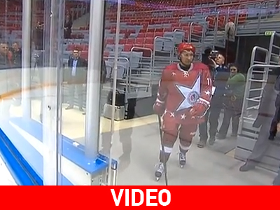 Ο Πούτιν παίζει… χόκεϊ Ο Πούτιν παίζει… χόκεϊ