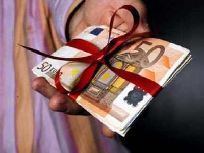 Πότε και σε ποιους καταβάλλεται «δώρο Χριστουγέννων»