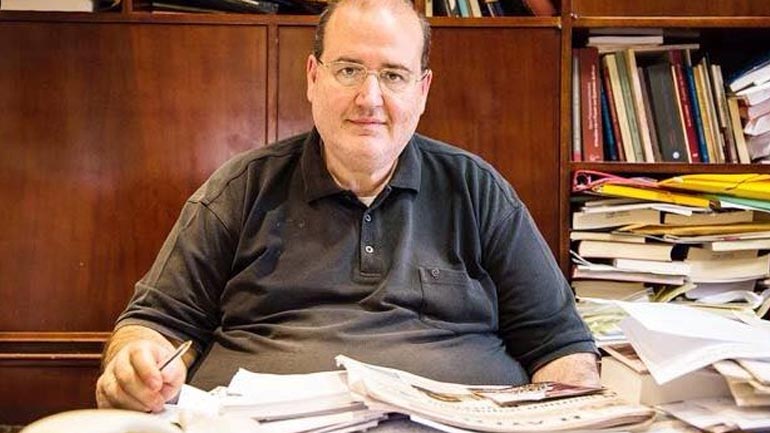 Φίλης για τον ΦΠΑ: «Δηλαδή πόσα μακαρόνια τρώει ο κόσμος;»