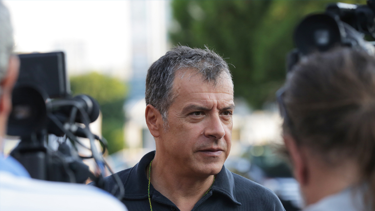 Σε χειρουργική επέμβαση υποβλήθηκε ο Σταύρος Θεοδωράκης