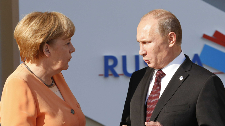 Μέρκελ: Χρειάζονται οι στρατιωτικές προσπάθειες στη Συρία