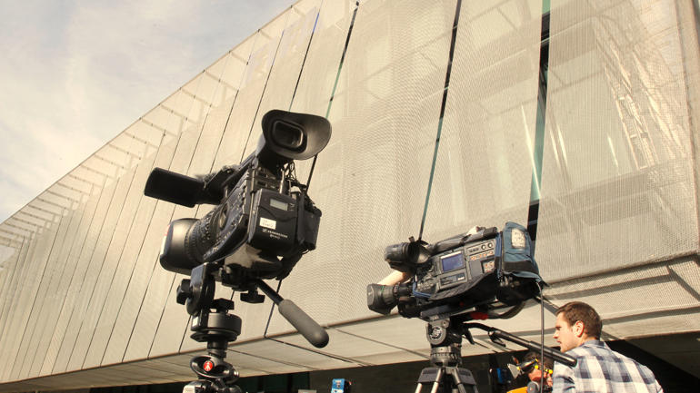 Ποινική δίωξη στον Μπλάτερ-Aκύρωσαν στο παρά 1′ τη συνέντευξη Τύπου