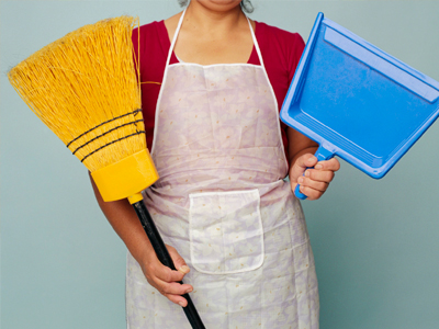 Πέταξε έργα τέχνης στα σκουπίδια…