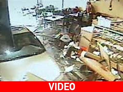 Tρελή κούρσα Ι.Χ. που κατέληξε σε… εστιατόριο!