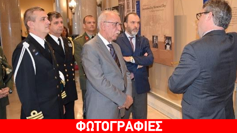 O Bίτσας στη διεθνή έκθεση αμυντικού υλικού AUSA