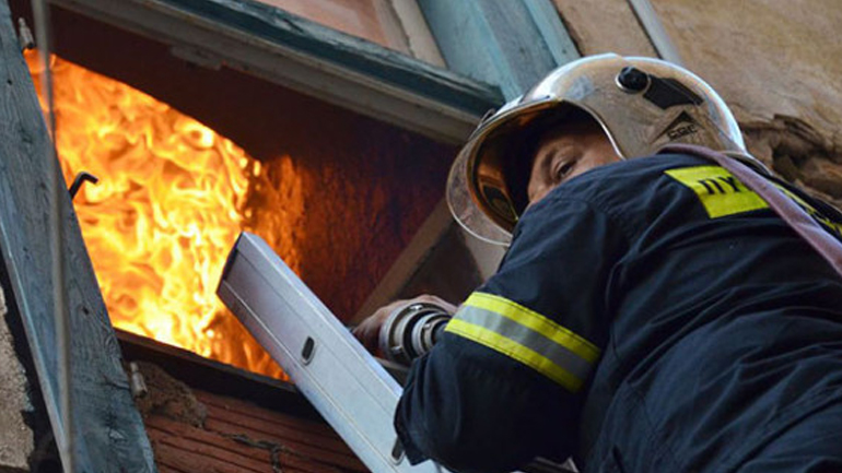 Δικαίωση για έγκυο που «κόπηκε» από διαγωνισμό πυροσβεστών