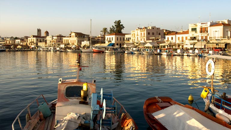 Μια δωρεάν διανυκτέρευση προσφέρουν τα ξενοδοχεία της Αίγινας την Πρωτομαγιά