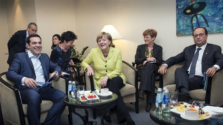 Τσίπρας – Μέρκελ – Ολάντ: Συμφώνησαν να βρεθεί λύση άμεσα