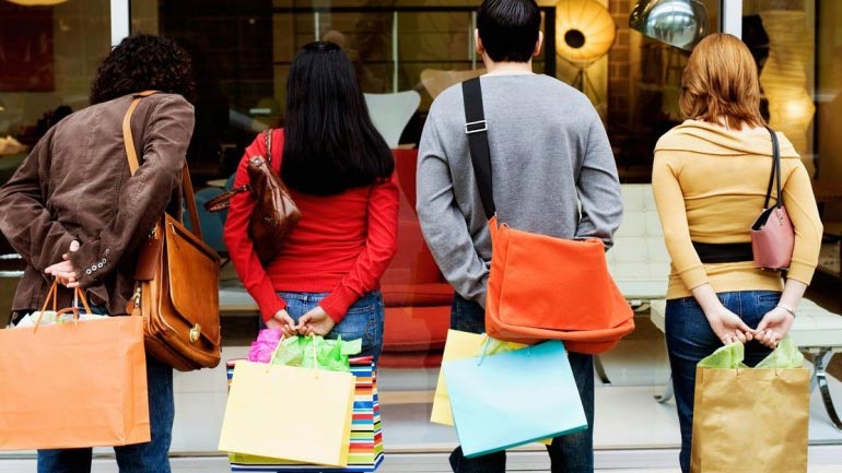 Η ΕΣΕΕ για την ενδιάμεση εκπτωτική περίοδο του Μαΐου