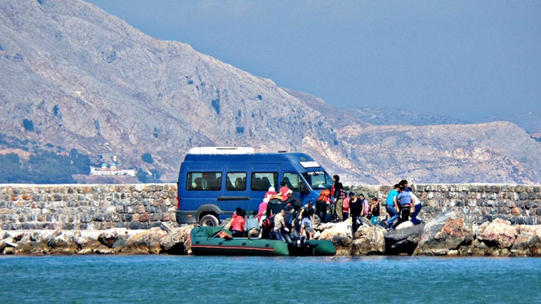 Μετανάστες αποβιβάστηκαν στο λιμάνι της Χίου