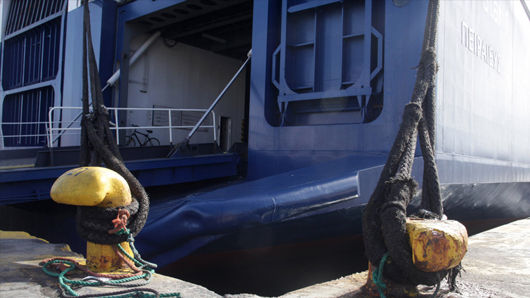 Δεμένα τα πλοία λόγω απεργίας της ΠΝΟ