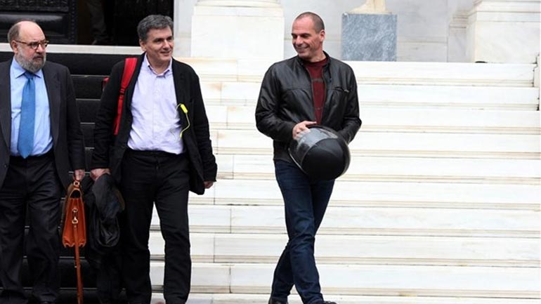 Reuters: Πιο συμπαθής ο Τσακαλώτος από τον Βαρουφάκη