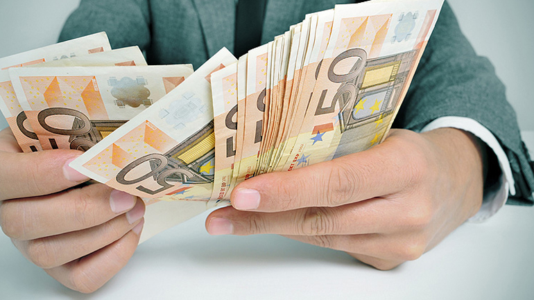 Καταδίκη εφοριακών για παράνομη επιστροφή ΦΠΑ