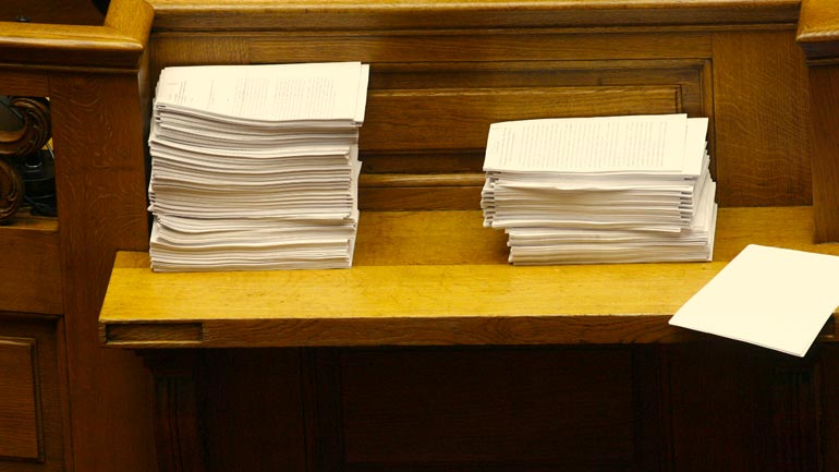 Oι τροπολογίες και ο σκηνοθέτης της Βουλής…