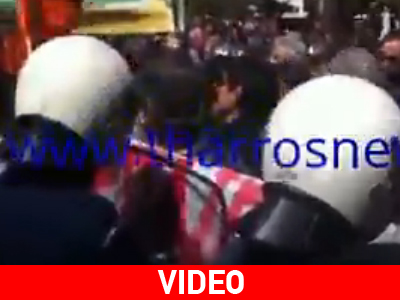 Συγκρούσεις στην παρέλαση της Καλαμάτας