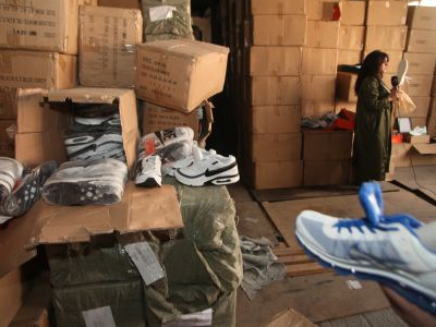 Θεσσαλονίκη: Κατασχέθηκαν πάνω από 2.500 προϊόντα-«μαϊμού»