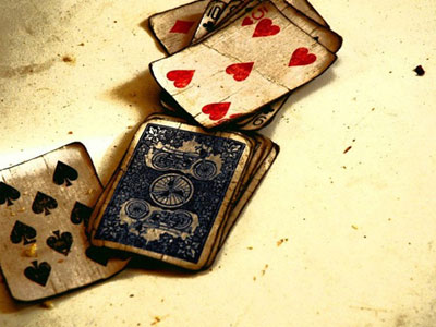 Έλυνε τα… μάγια έναντι αδράς αμοιβής