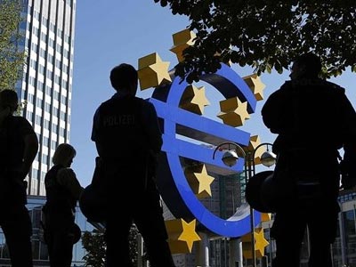 ΤτΕ: Κατά 11 δισ. ευρώ αυξήθηκε η εξάρτηση των ελληνικών τραπεζών από την ΕΚΤ το Δεκέμβριο