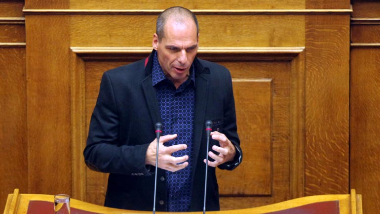 Βαρουφάκης: Κάποιοι από τους θεσμούς εγείρουν θέμα για τους πλειστηριασμούς