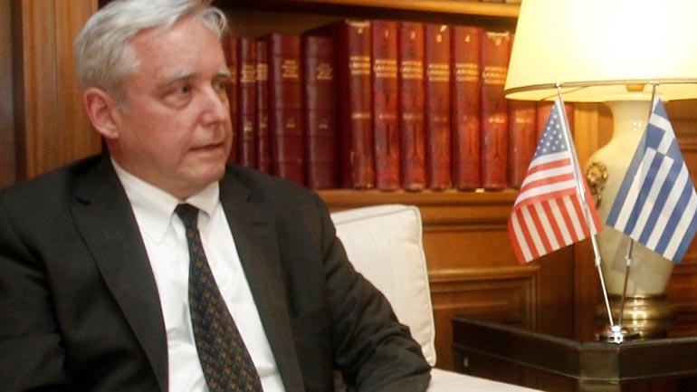 Παρέμβαση Πιρς: «Να μην πατήσει το πόδι του έξω από τη φυλακή ο Ξηρός» Παρέμβαση Πιρς: «Να μην πατήσει το πόδι του έξω από τη φυλακή ο Ξηρός»