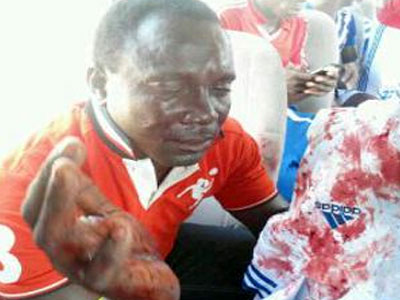 Οπαδοί μπούκαραν στα… αποδυτήρια!