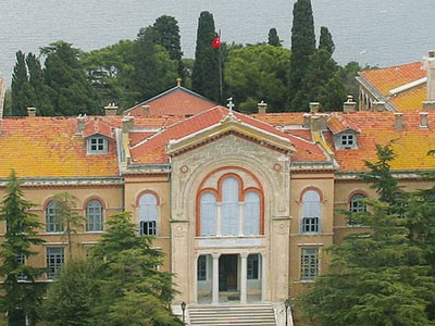 Σχέδια επέκτασης της Θεολογικής Σχολής της Χάλκης