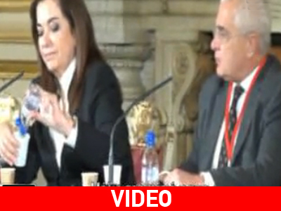 Φοιτητική παρέμβαση σε ομιλία Μπακογιάννη – Πρετεντέρη Φοιτητική παρέμβαση σε ομιλία Μπακογιάννη – Πρετεντέρη