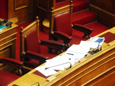 «Οι μισοί είναι Ευρωπαίοι και οι άλλοι λαϊκοί»