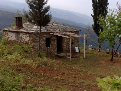 Ο «ξυπόλητος»… μεγαλοοφειλέτης του Δημοσίου