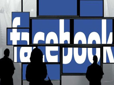 Χαμός στο ΠΑΣΟΚ για σχόλιο στο facebook