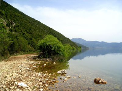 Επιχειρήσεις για την παράνομη αλιεία στην Τριχωνίδα