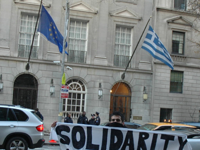 Eιρηνική συγκέντρωση «Αγανακτισμένων» στη Νέα Υόρκη