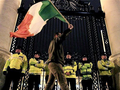 Αλλαγές στο δικό της μνημόνιο θα ζητήσει η Ιρλανδία