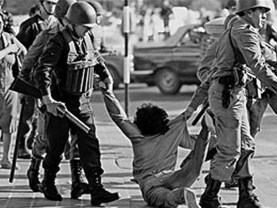 «Οι ΗΠΑ γνώριζαν για τις απαγωγές από τη χούντα»