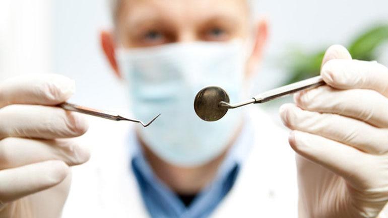 Μέτρα για τον αποκλεισμό οδοντιάτρων – μαϊμού