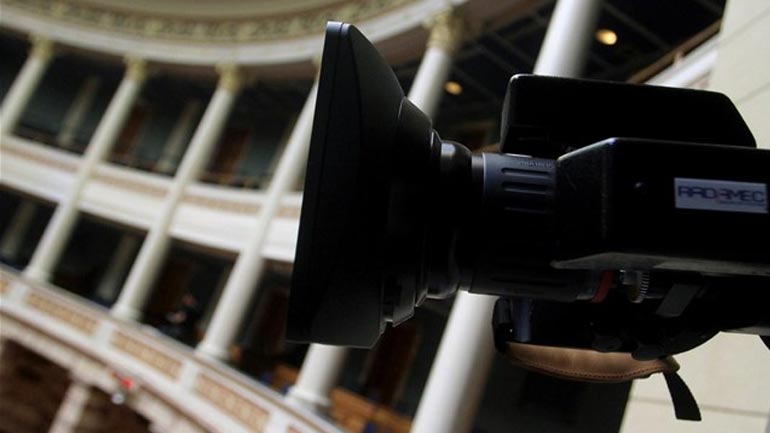 Το τέταρτο της δημοσιότητας των Νεοδημοκρατών