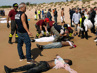 Mετανάστες πέθαναν από αναθυμιάσεις ανοιχτά της Λαμπεντούζα